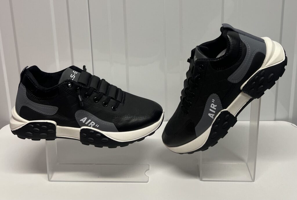 men’s lightweight sports running shoes